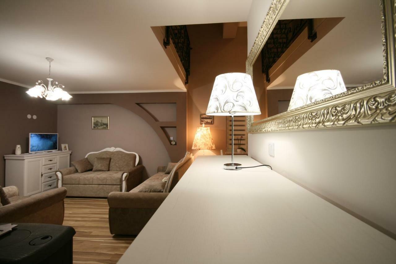 Holiday House Leona Otočac Esterno foto