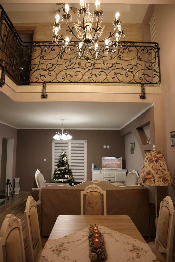 Holiday House Leona Otočac Esterno foto